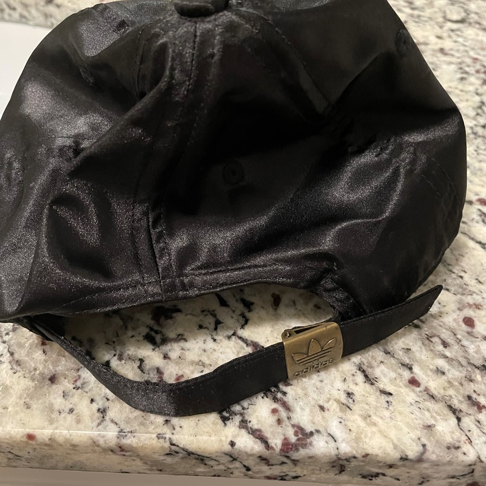 Adidas Women's super lite cap